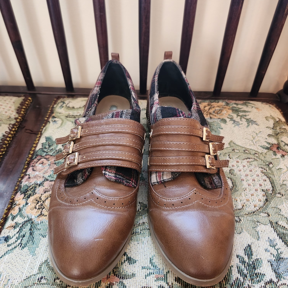 mark. Brown Plaid Flats with Gold Buckles